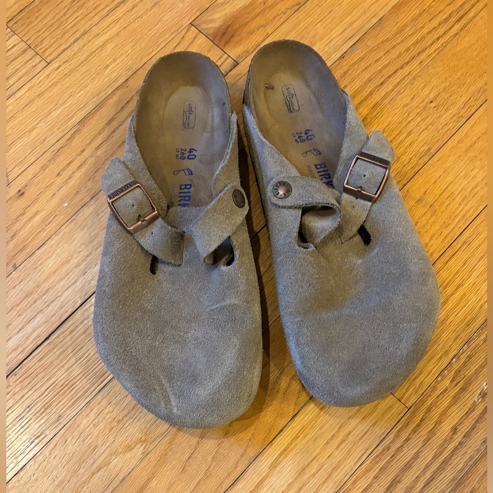 BIRKENSTOCK WOMENS BOSTON SOFT FOOTBED SUEDE LEATHER - TAUPE